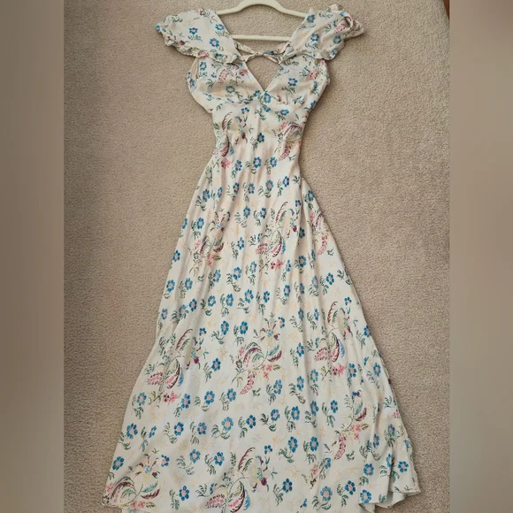 Doen_100% Silk Floral Ruffle-Sleeve Midi Dress in Cream - Picture 5 of 8